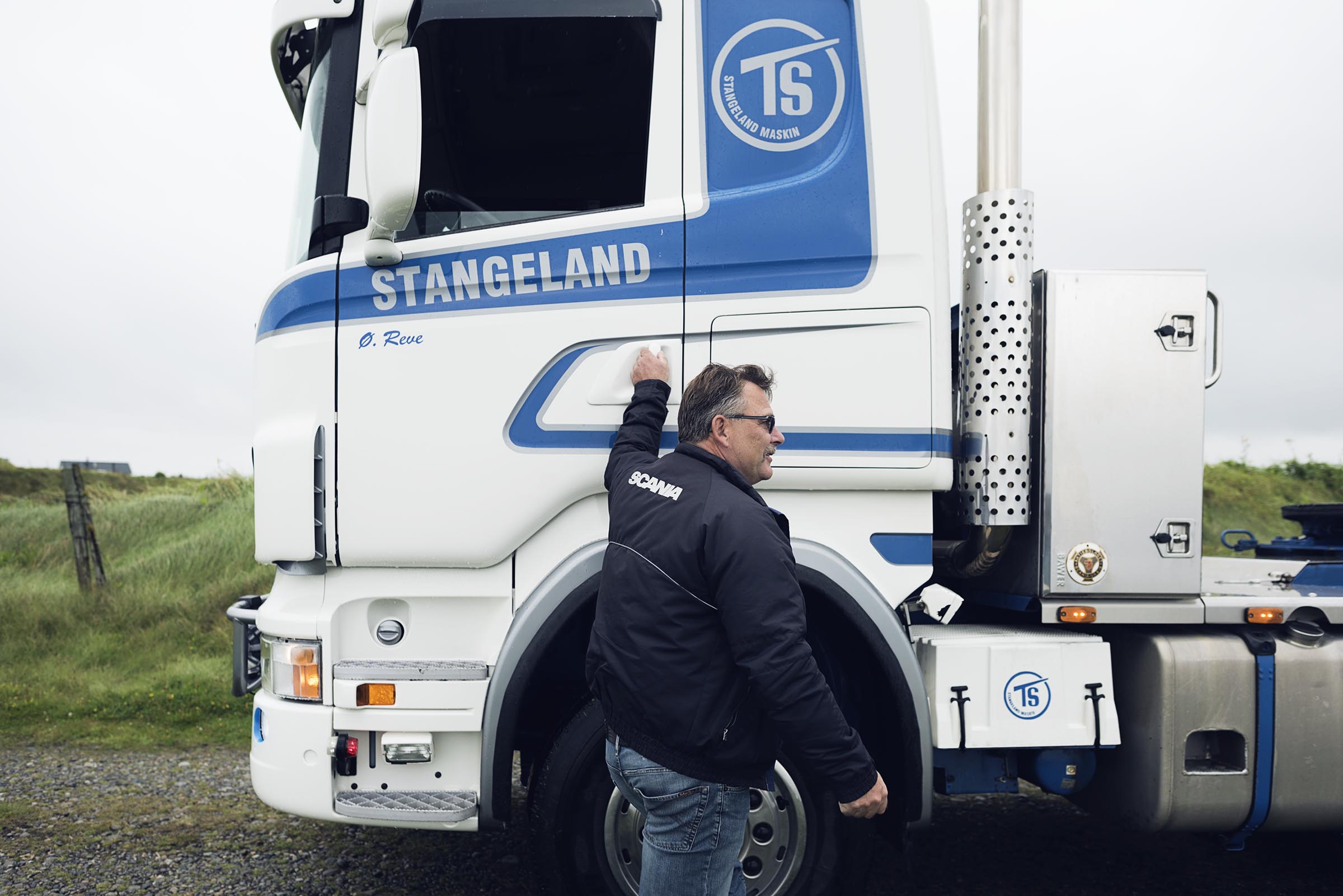 Øyvind Reve, sønn av Leiv Reve som omkom i ulykken, og tidligere oljearbeider.