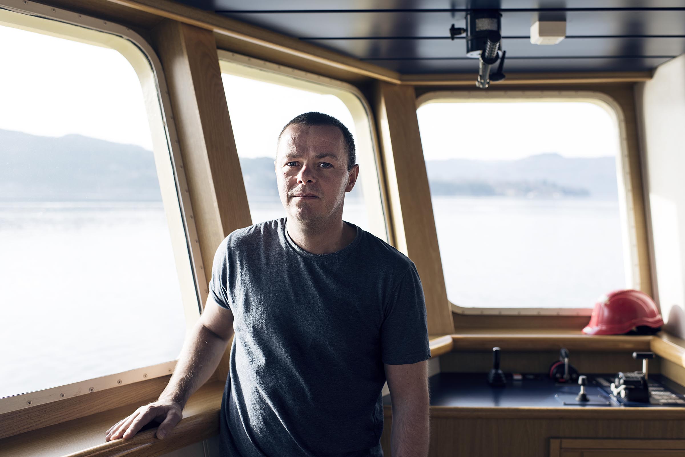 Terje Olsen, sønn av Svein Ove Olsen som omkom i ulykken. Har sitt virke på sjøen.