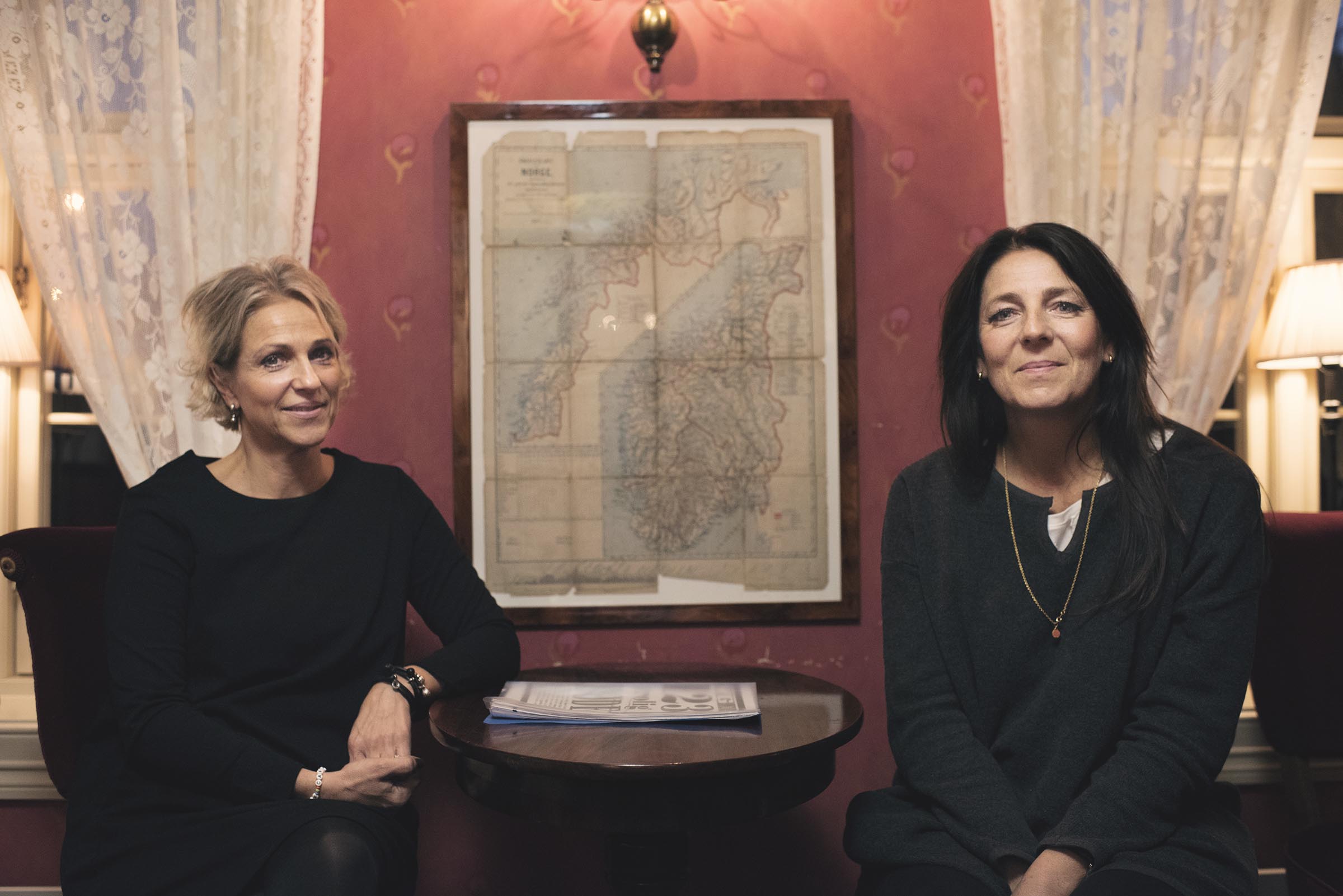 Torunn Falk og Anne Margrethe Falk, døtrene til Gunvald Falk (1944–2007).